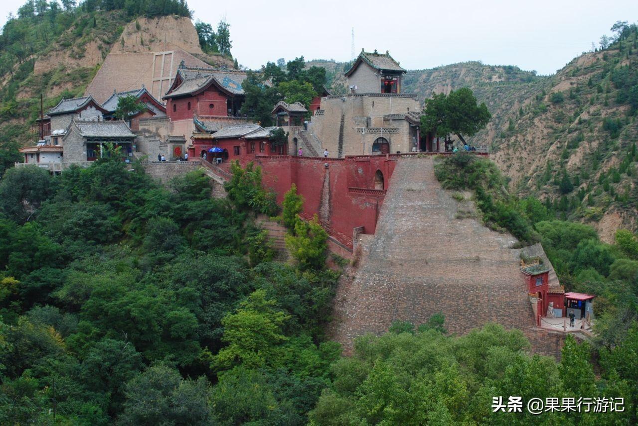 隰县滨河路梨雕塑，艺术雕塑与梨乡的荣耀