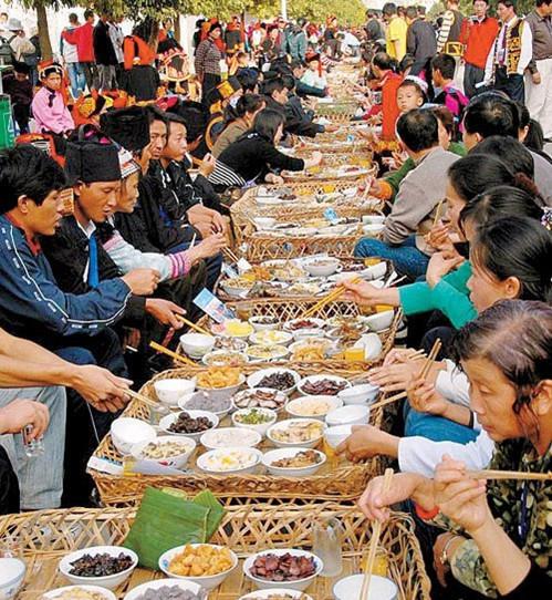 美食习俗对地方旅游的文化影响与魅力展现